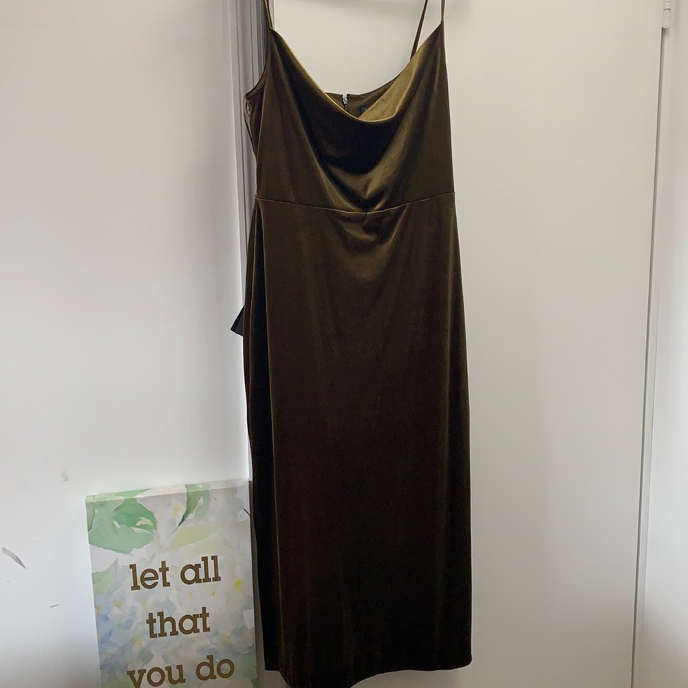 Just … Taylor dress